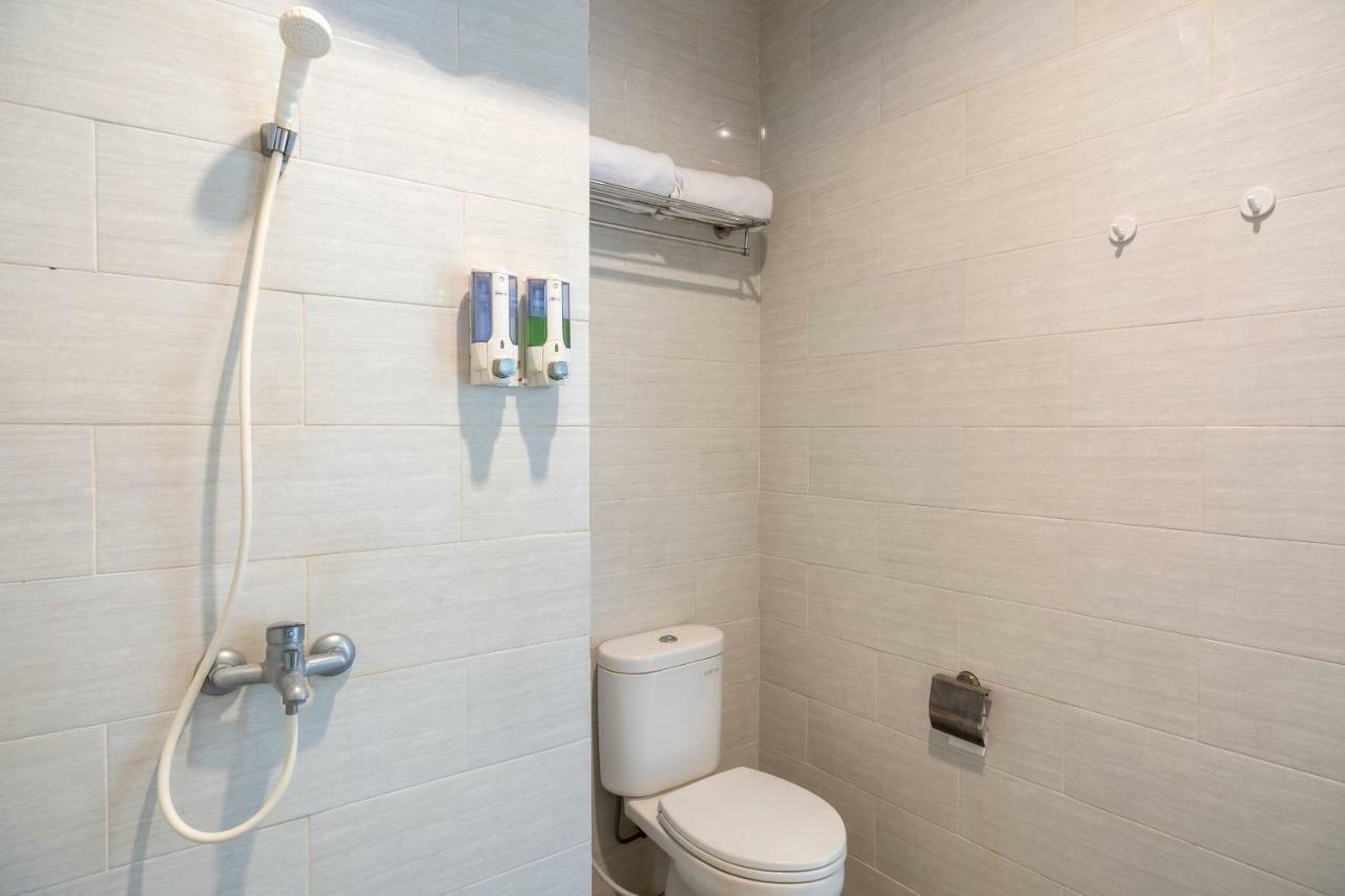 Guest house Oyo 697 Olivia Denpasar 2*