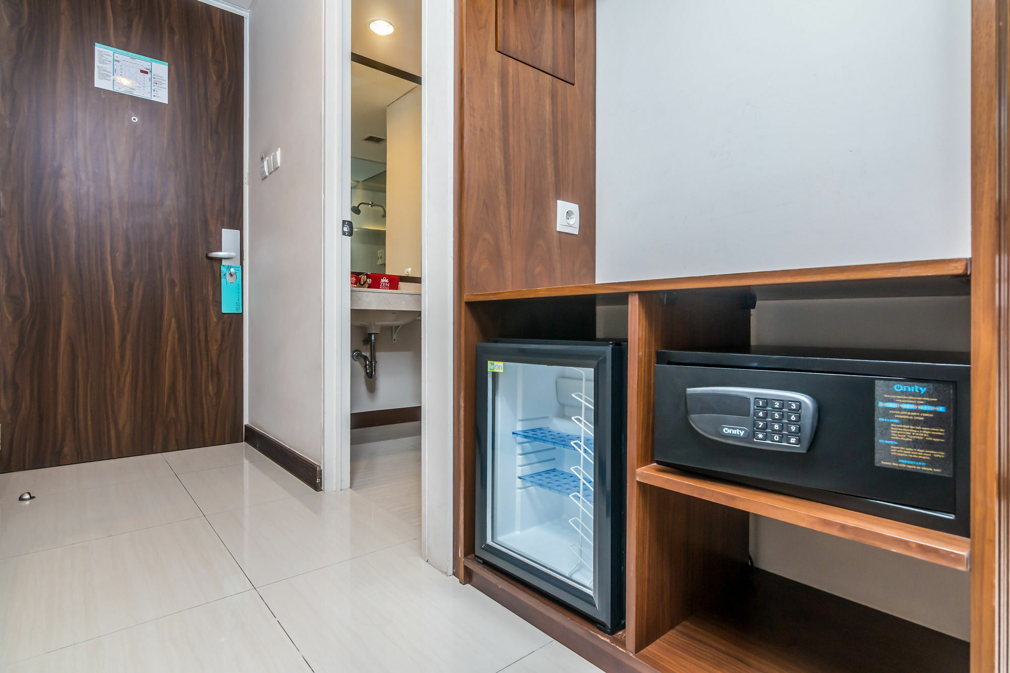 Hotel Zen Rooms Kuta Benesari Legian (Bali)
