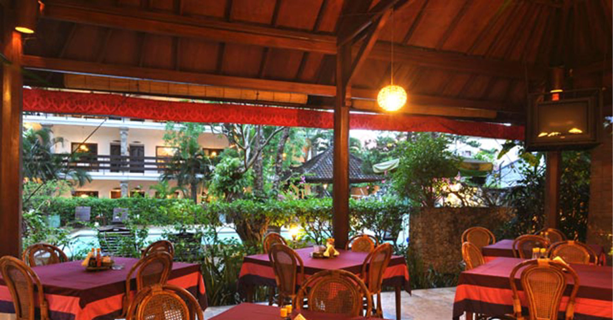 Grand Kumala Kumala Kuta Bali Hotel 3*