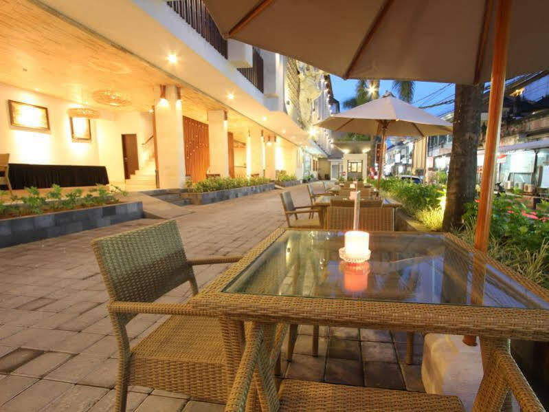 Grand La Walon 3* Legian (Bali)