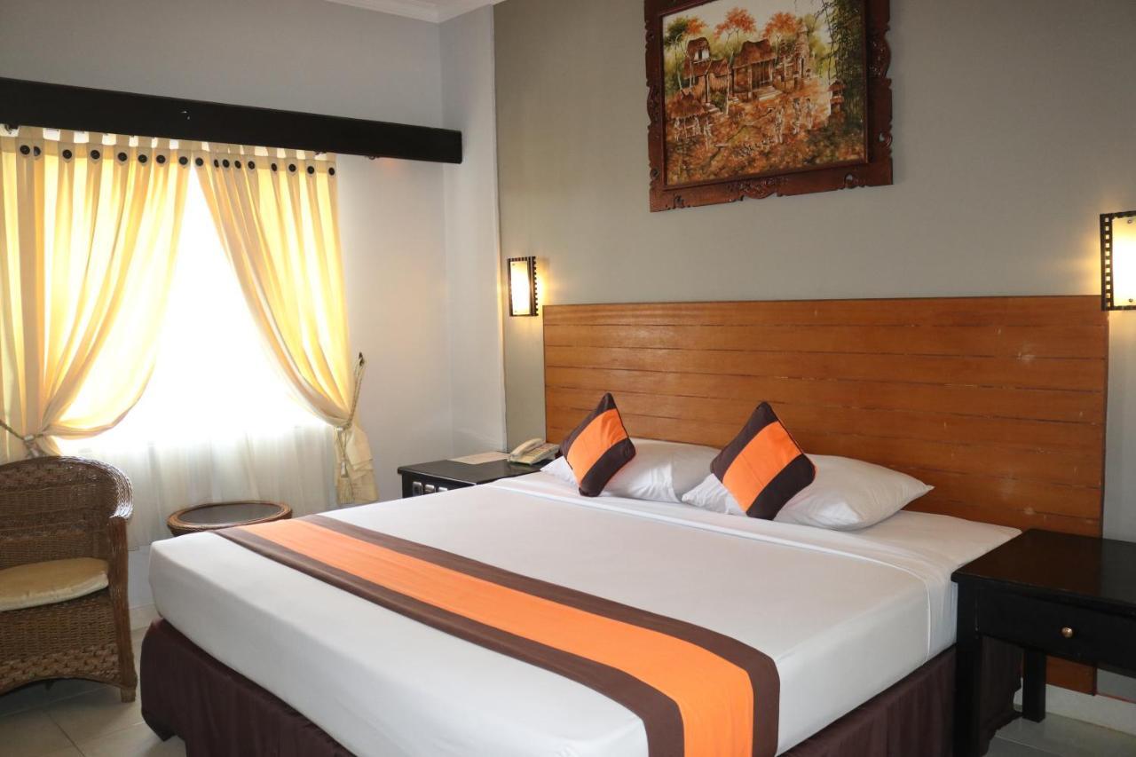 Grand Sinar Indah 3* Legian