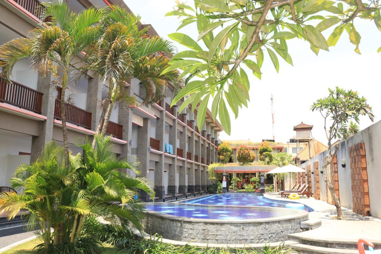 Grand Sinar Indah 3* Legian