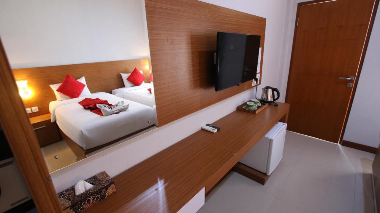 Tom 3* Legian (Bali)