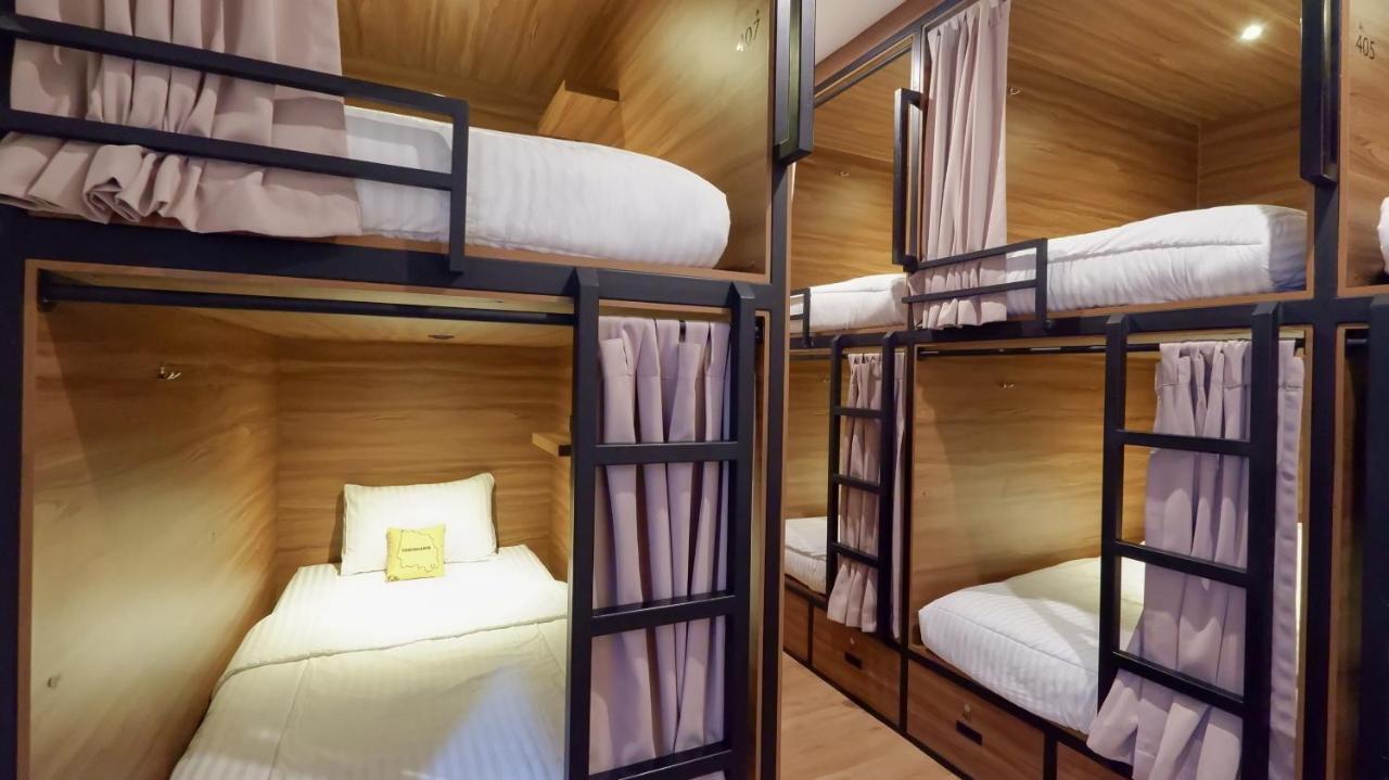 Hostel Fello Legian (Bali)