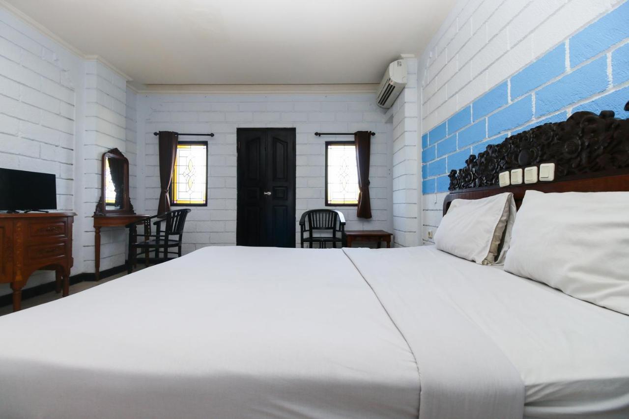 Vilarisi 3* Legian (Bali)