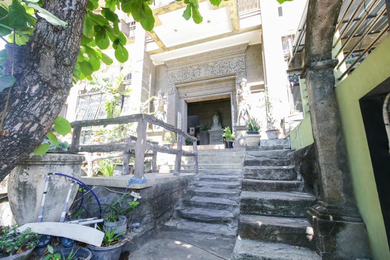 Hotel Vilarisi Legian (Bali)