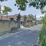 Oyo 90638 Pondok Idas