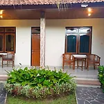 Kusnadi Hotel