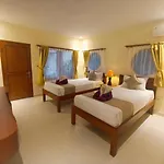 Kusnadi Hotel