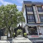 Moreno Homestay