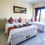 Pondok Dewi Villa - Legian - 6 Bedroom Villa - Great Location