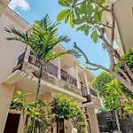 Oyo 92017 Sari Agung Hotel