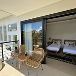 Admire Villa - A Luxury Private Villa With Pool