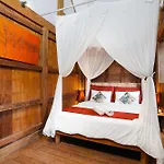 Villa Pagoda, Sumptuous 4Br Villa With Tropical Vibes In Seminyak