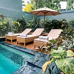 Villa Cantik Legian