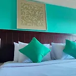 Maharani Beach Hotel