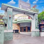 Townhouse Oak Legian Near Legian Beach Formerly Sayang Maha Merta