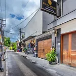 Dukuh Segara Guest House