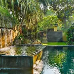 Villa Taksu Legian