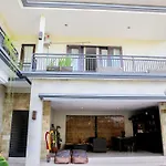 Legong Kirana Villas