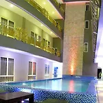 Rivavi Kuta Beach Hotel
