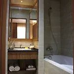 Rivavi Kuta Beach Hotel