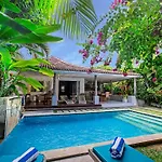 Villa Camelot