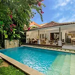 Villa Camelot