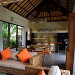Villa Intan Bali Legian