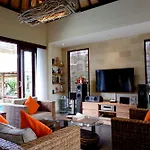 Villa Intan Bali Legian
