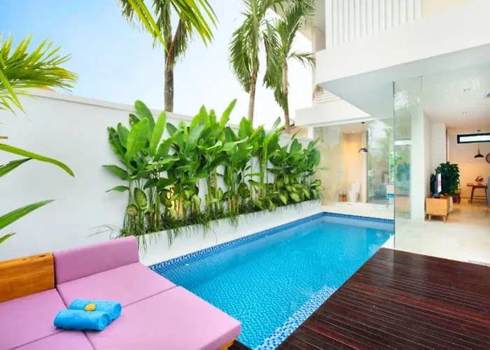 Modern 3 Bedroom Private Pool Villa Zn103