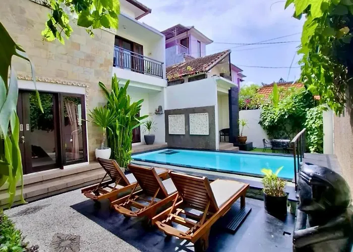 Pondok Dewi Villa - Legian - 6 Bedroom Villa - Great Location
