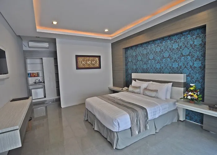 Transera Kamini Legian Hotel