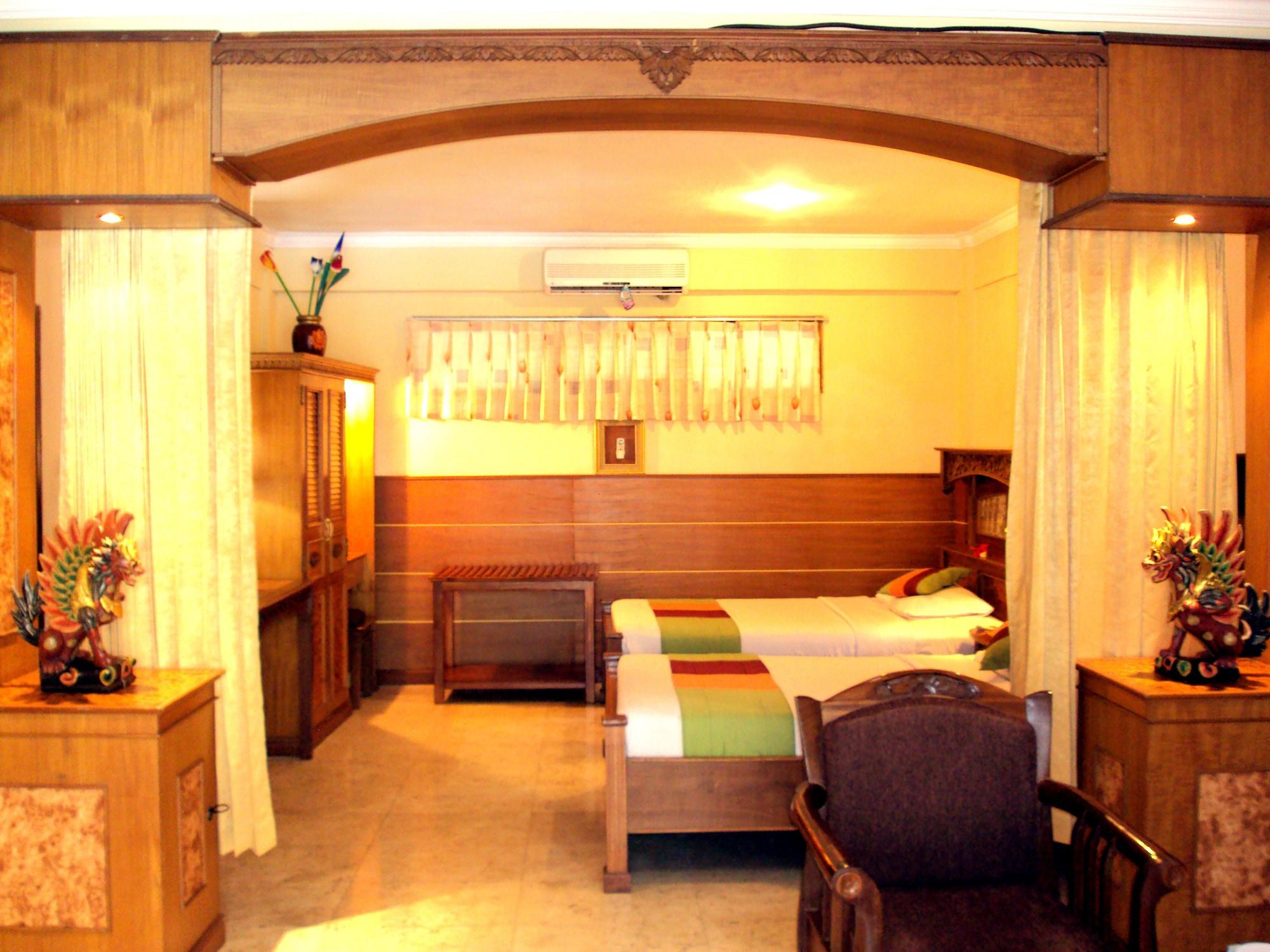 Melasti & 3* Legian (Bali)