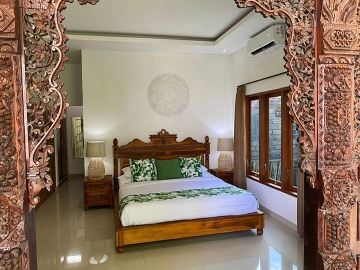 Tenang Villa *