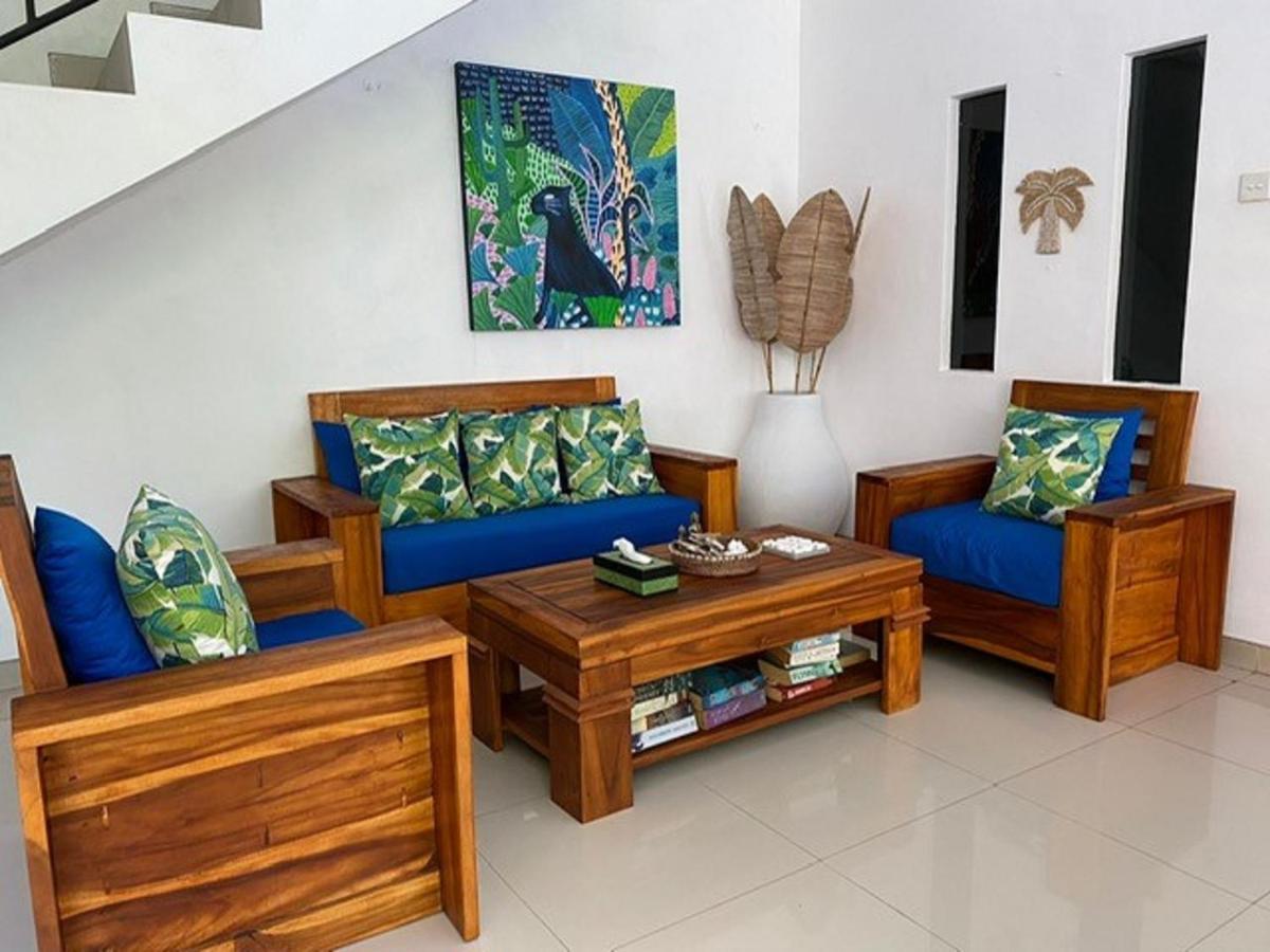 Villa Tenang
