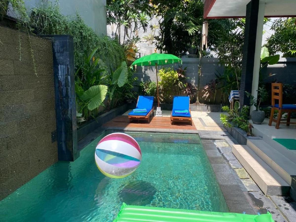 Villa Tenang Legian (Bali)