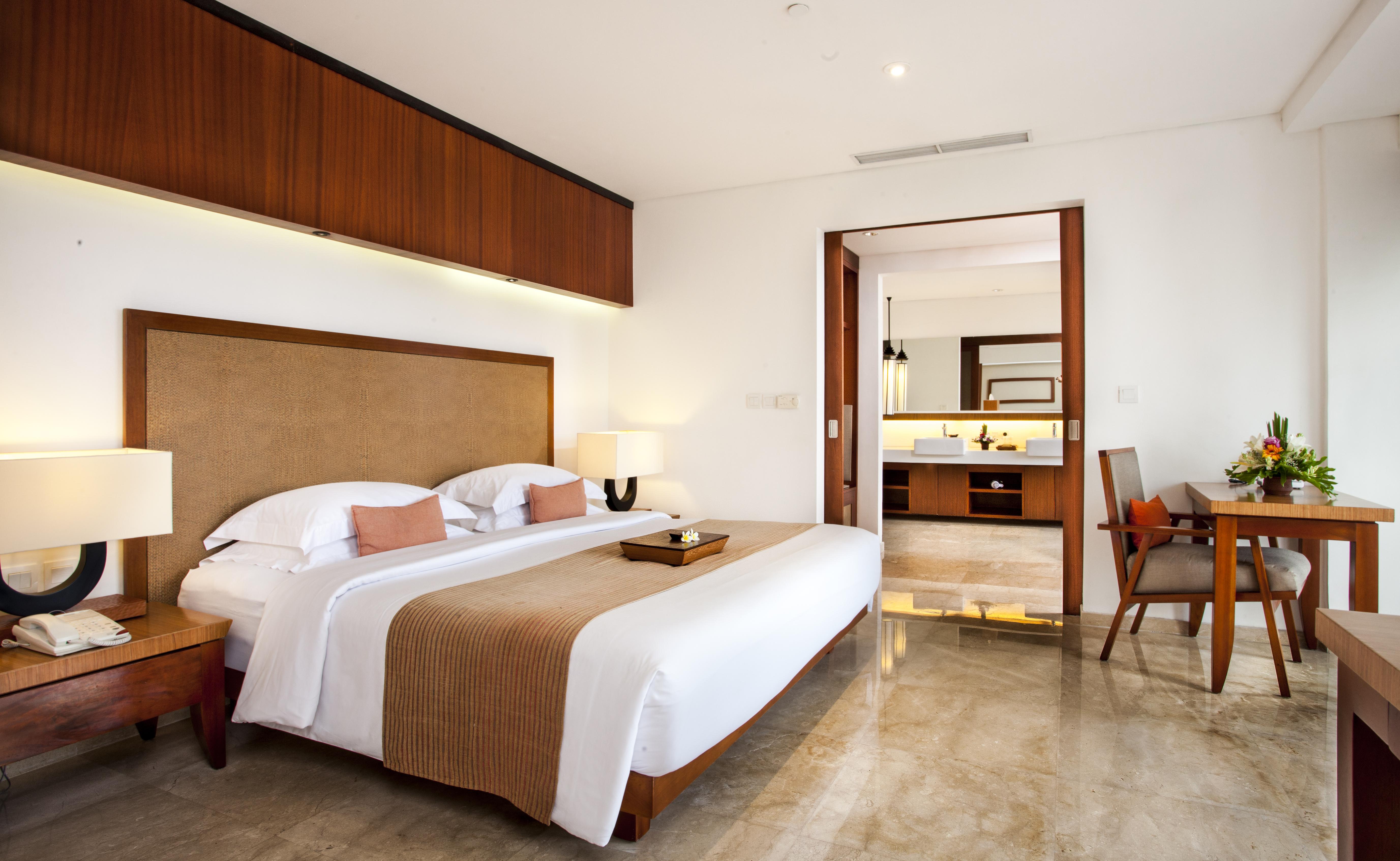 The Magani And Hotel Legian (Bali)