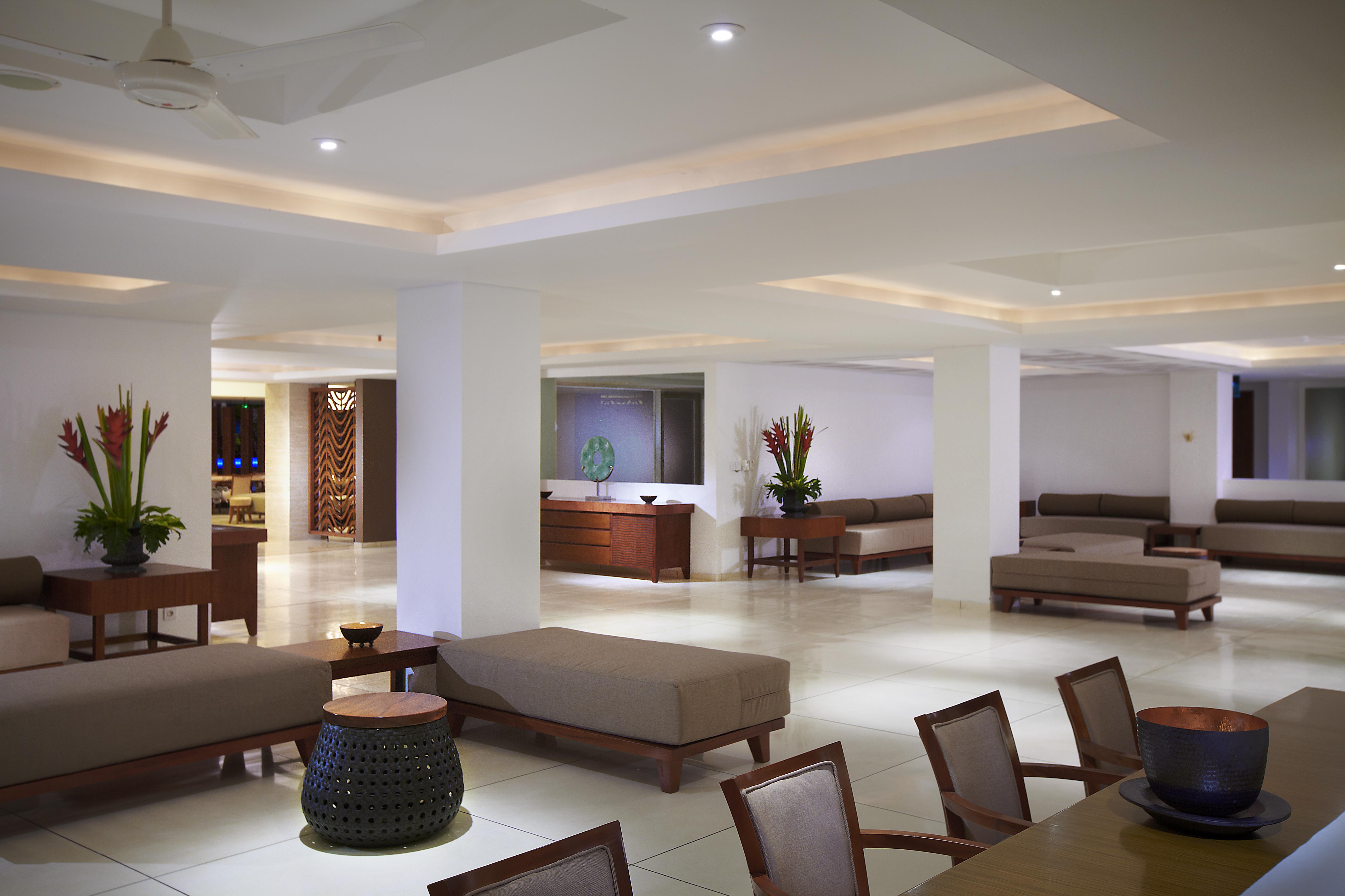 The Magani And Hotel Legian (Bali)