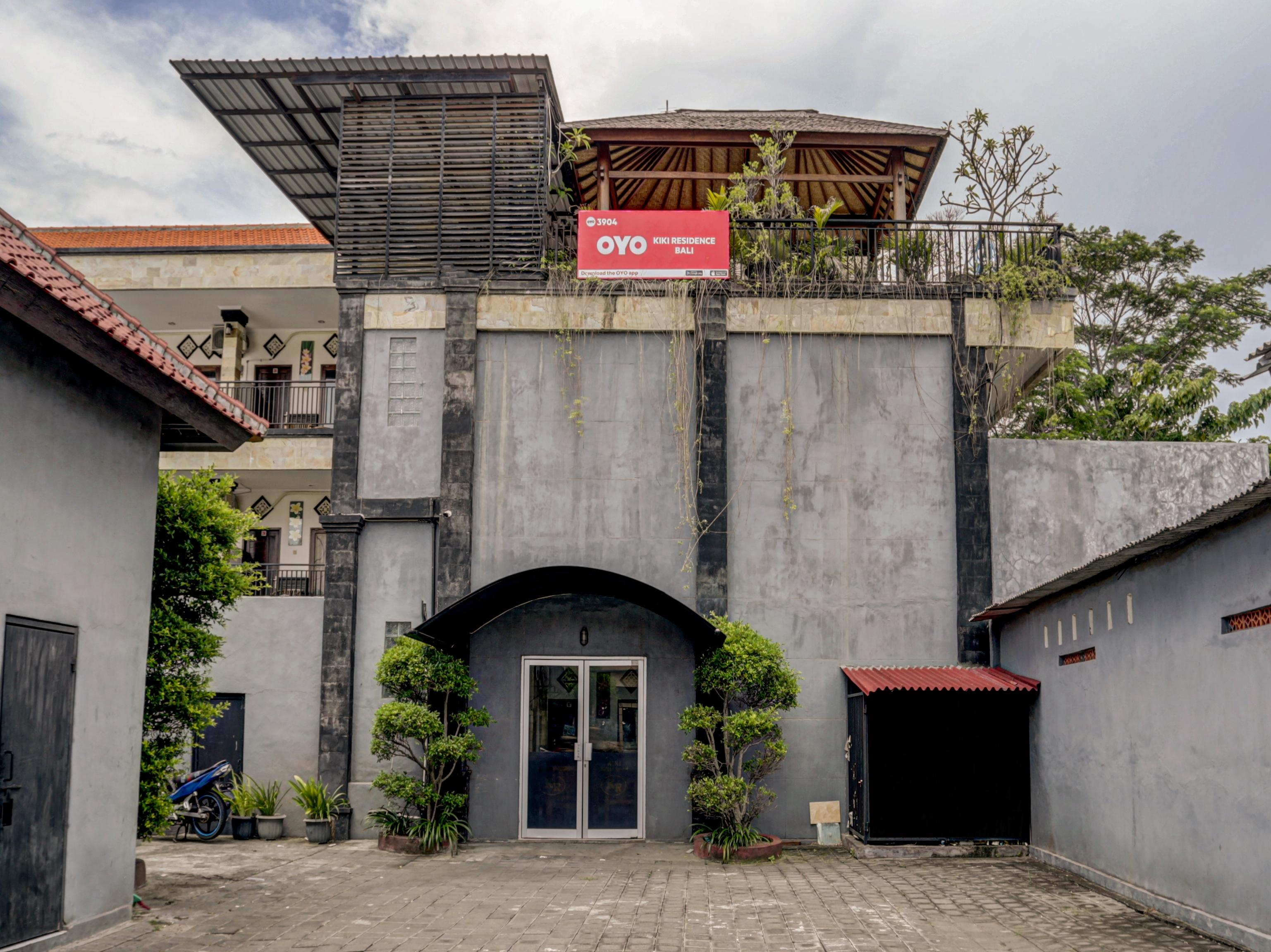 Super Oyo 3904 Kiki Bali Hotel 2*