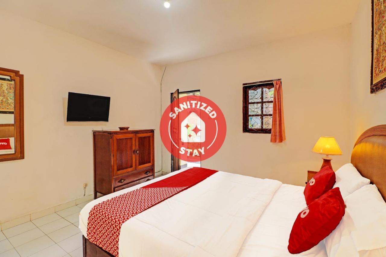 Capital O 91851 Sanjaya 3*