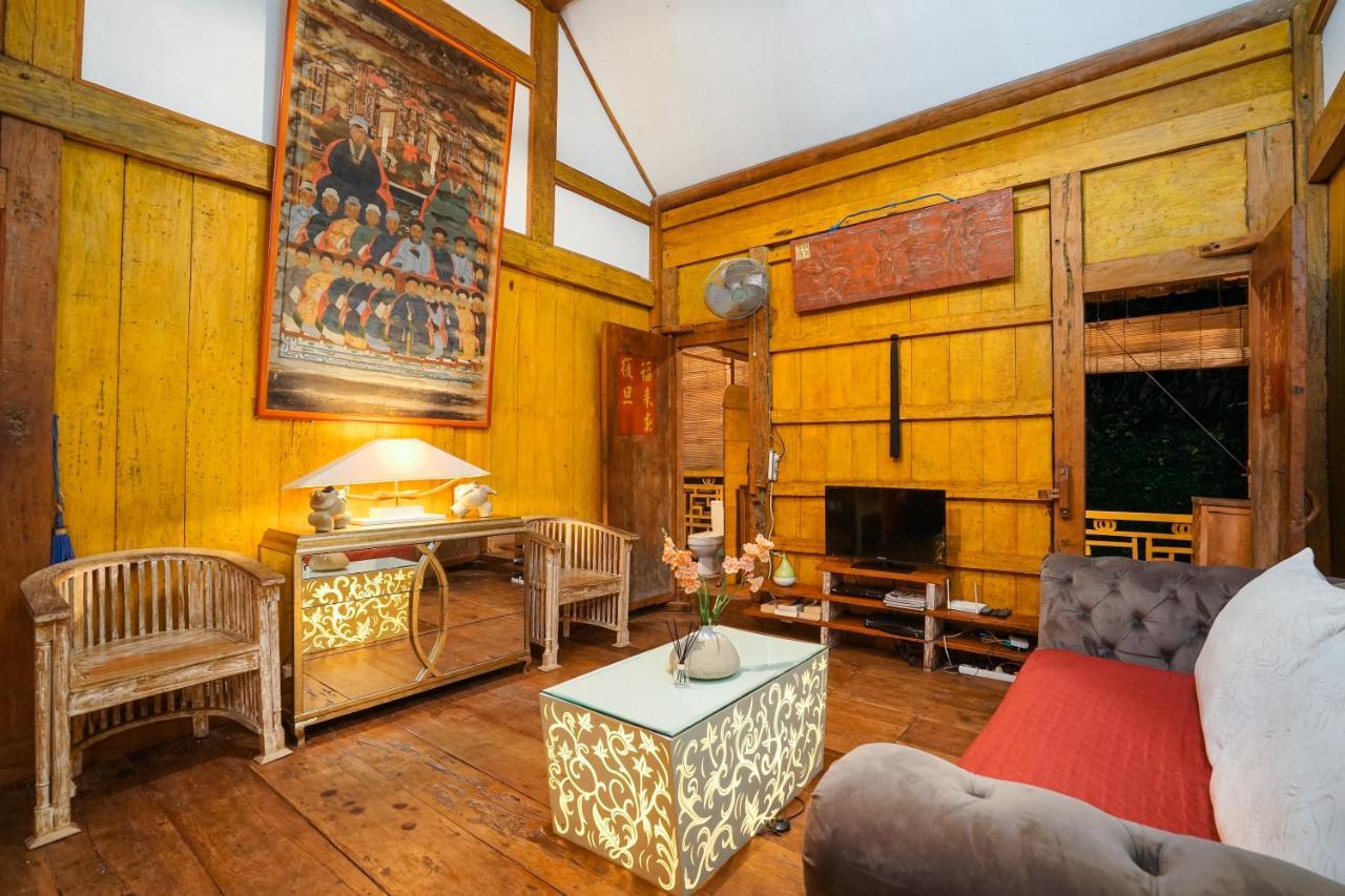 Villa Pagoda, Sumptuous 4br With Tropical Vibes In Seminyak