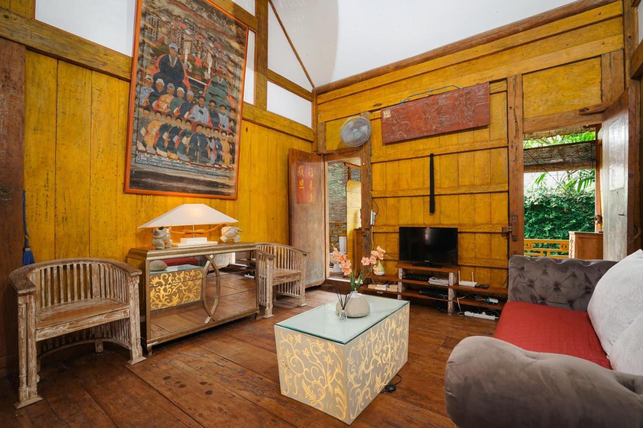 Villa Pagoda, Sumptuous 4br With Tropical Vibes In Seminyak