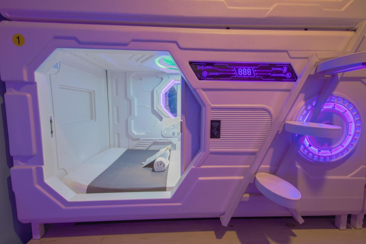 Hotel kapsul Capsule Bali