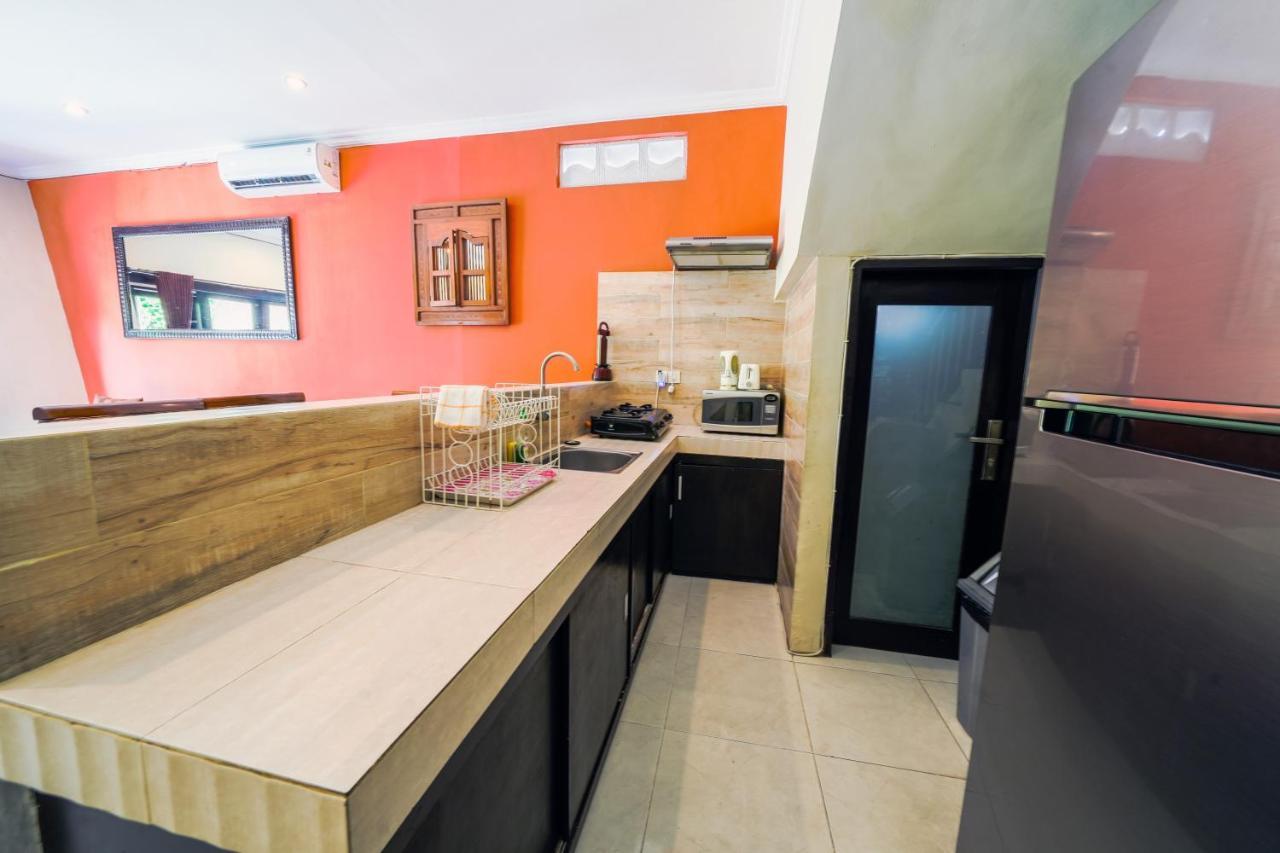 Dewi - - 6 Bedroom - Great Location *