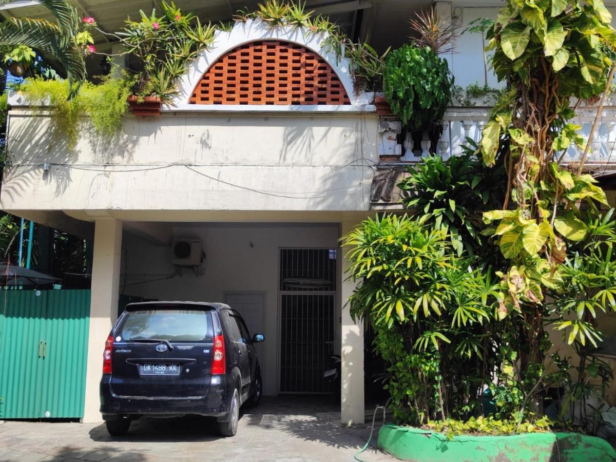 Apartment House