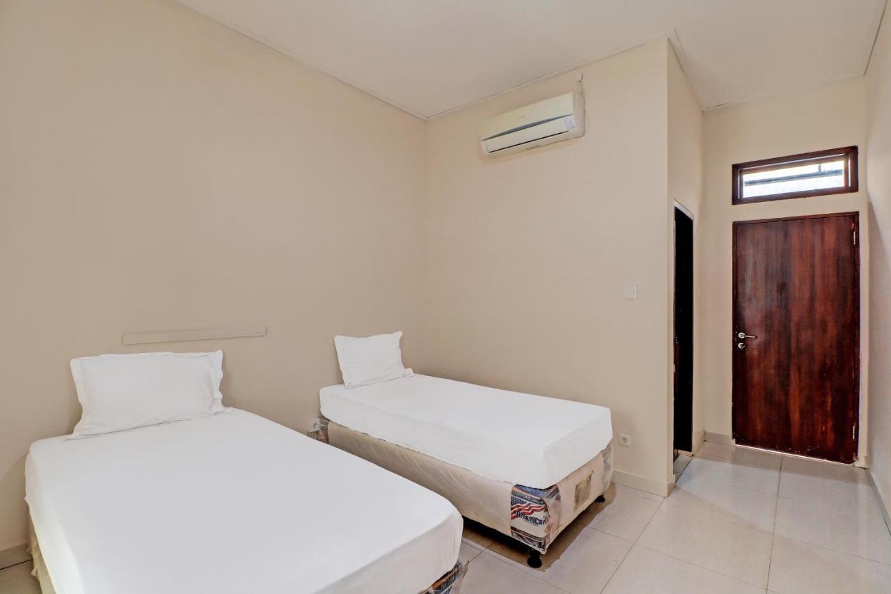 Oyo 92017 Sari Agung 2* Legian (Bali)