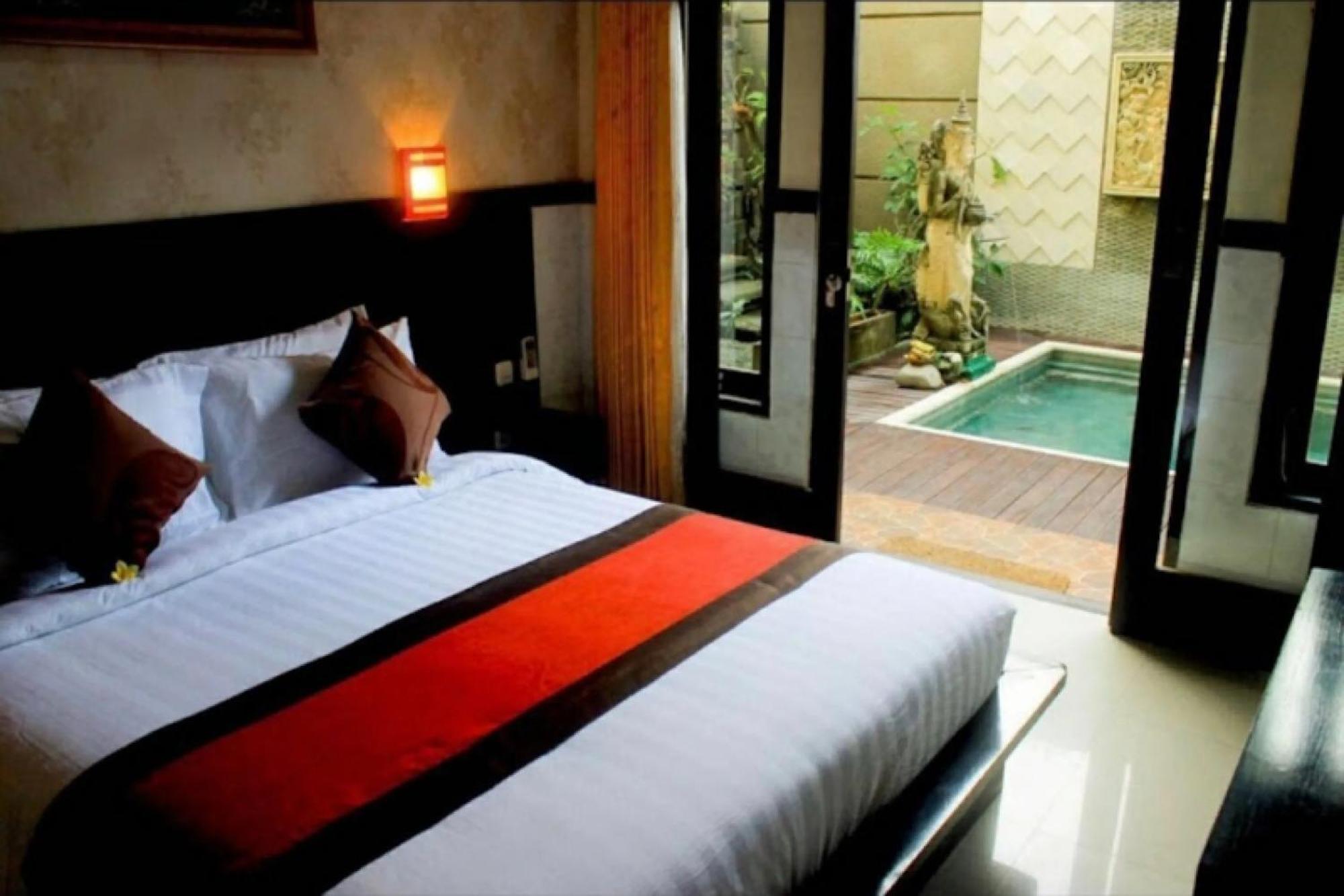 Antara Sunset Road 3* Legian (Bali)