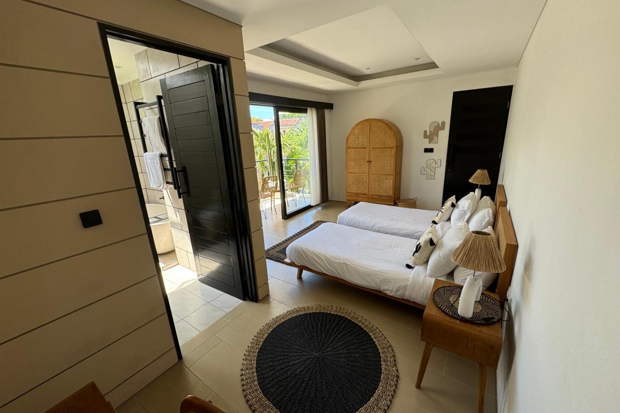 Villa Admire - A Luxury Private With Pool *