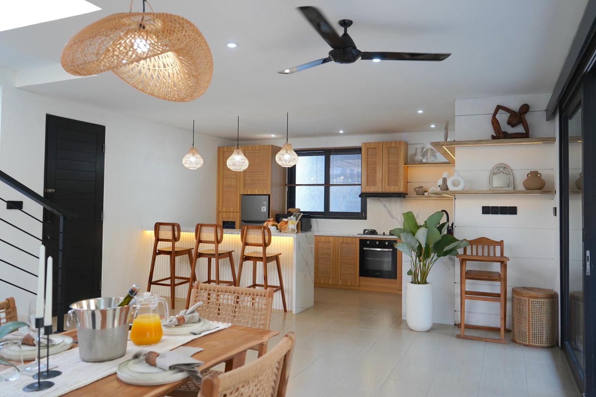 Admire - A Luxury Private With Pool * Legian (Bali)